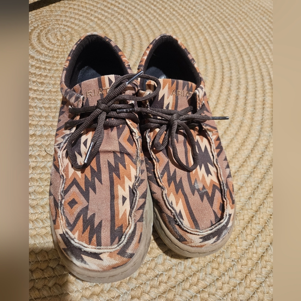 ARIAT Hilo Men's Brown Aztec Southwest Pattern Slip On Canvas Shoes Size 9.5EE